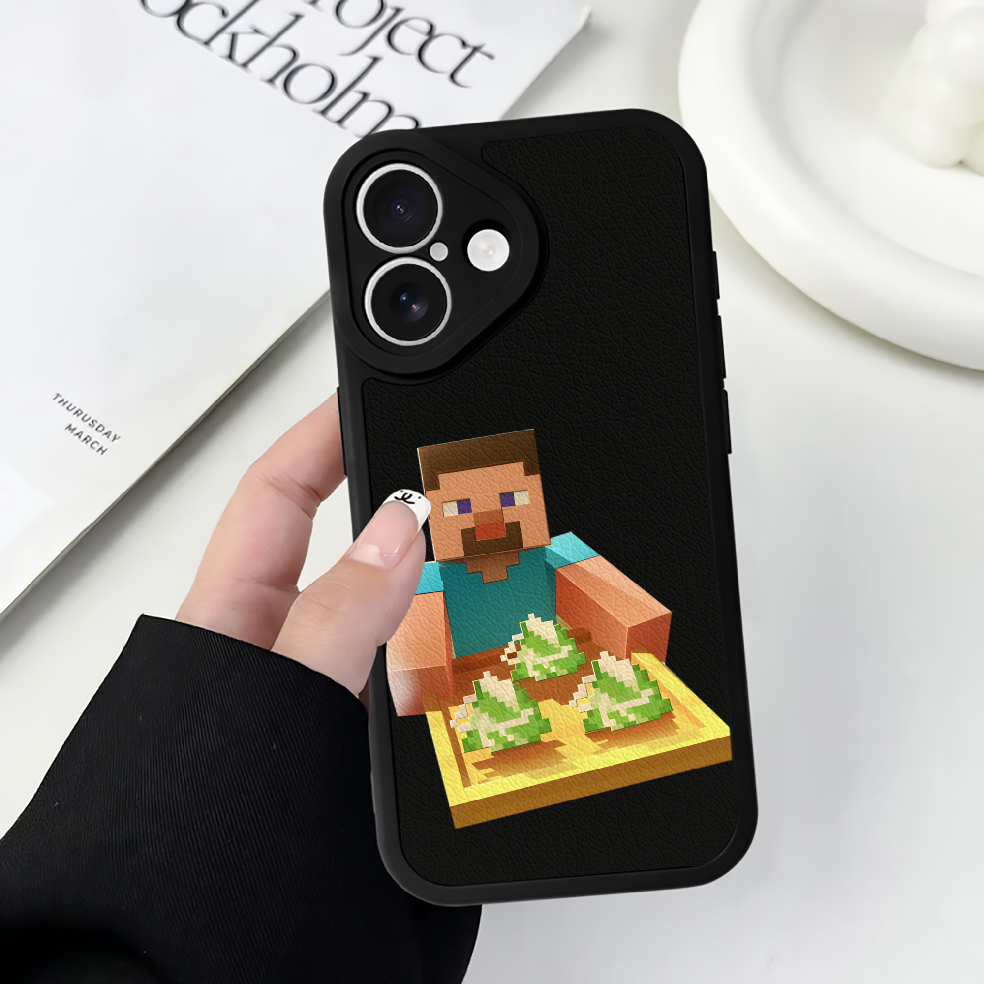 （画像用） マインクラフト ブロックの世界 Minecraft MC Block world 【iPhone 16シリーズ対応】シリコンスマホケース（レザー調） 材質：シリコン